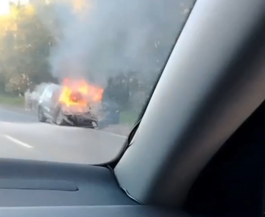 Два автомобиля и автобус столкнулись под Петрозаводском