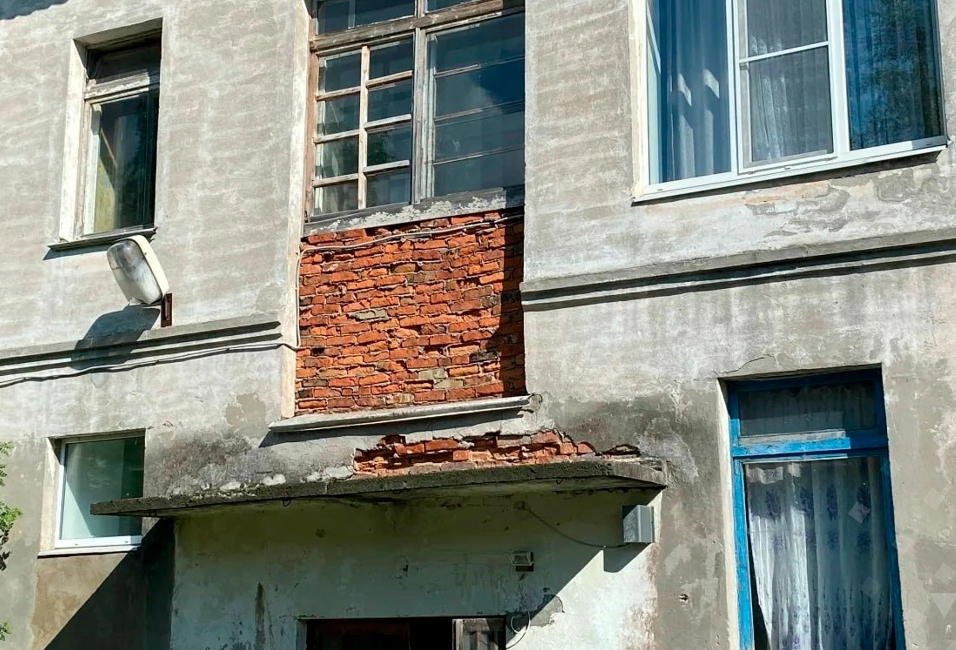 Глава Следкома поручил проверить состояние разрушающегося дома в Карелии