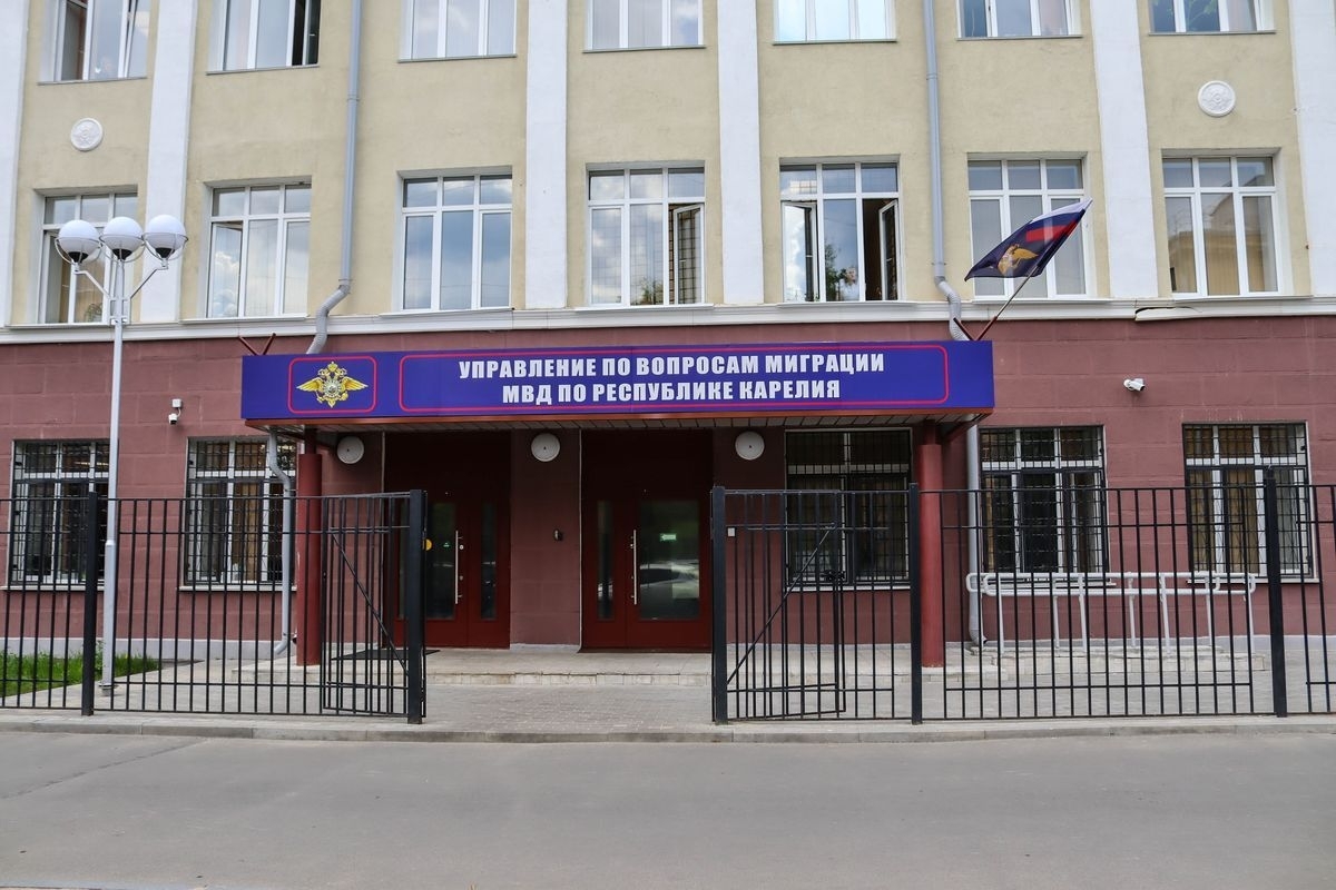 Полиция Петрозаводска наложила более полумиллиона штрафов на нелегальных мигрантов