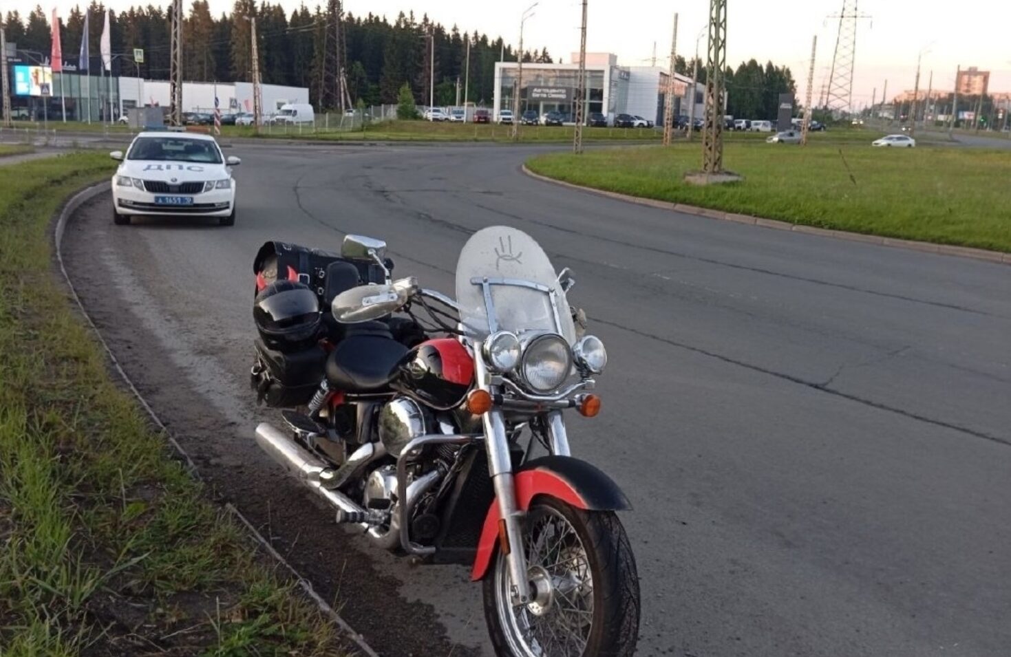 Мотоциклистка пострадала в густонаселенном районе Петрозаводска