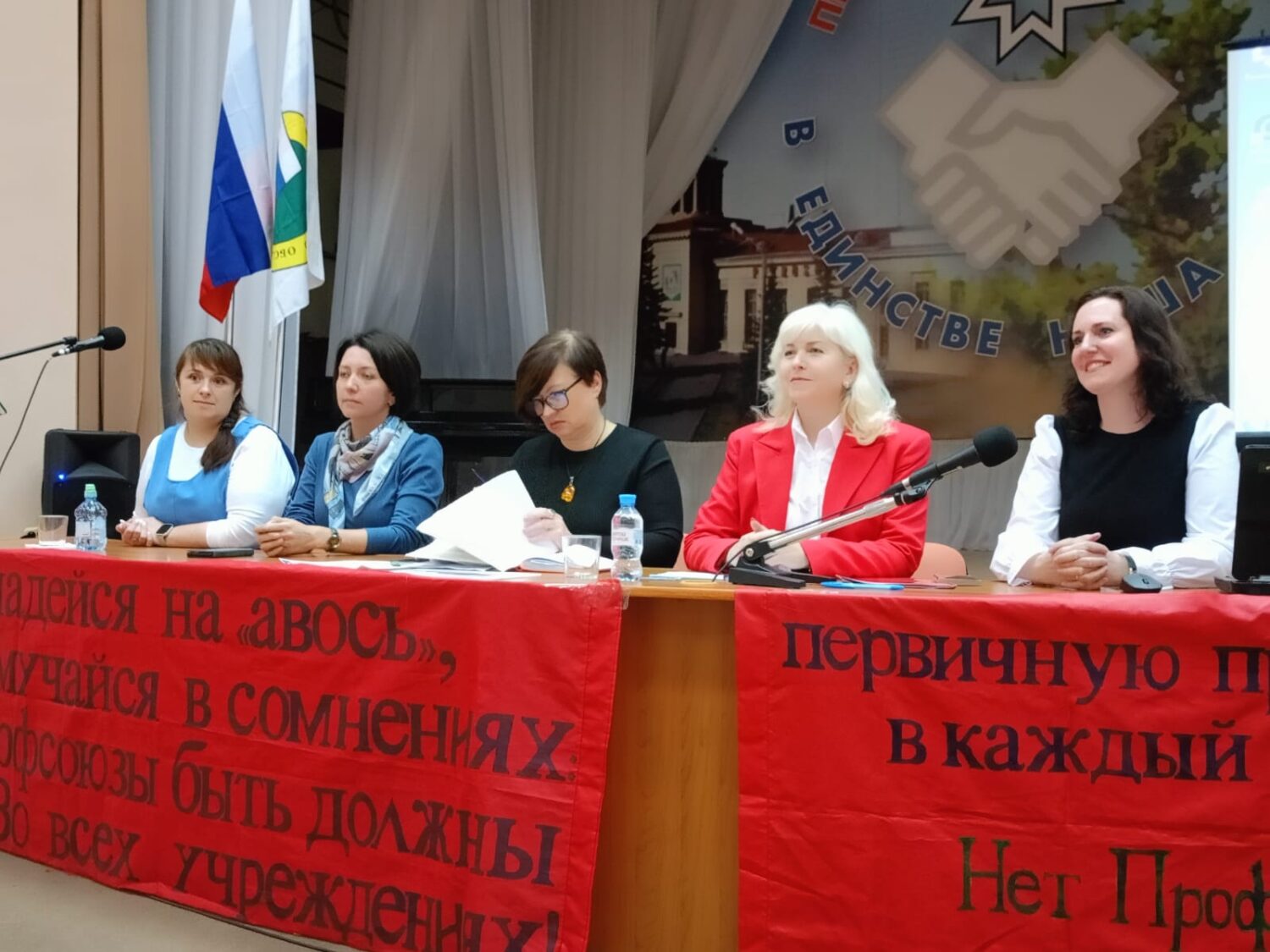 Профсоюз Карелии добивается восстановления уволенной медсестры Медвежьегорского ПНИ