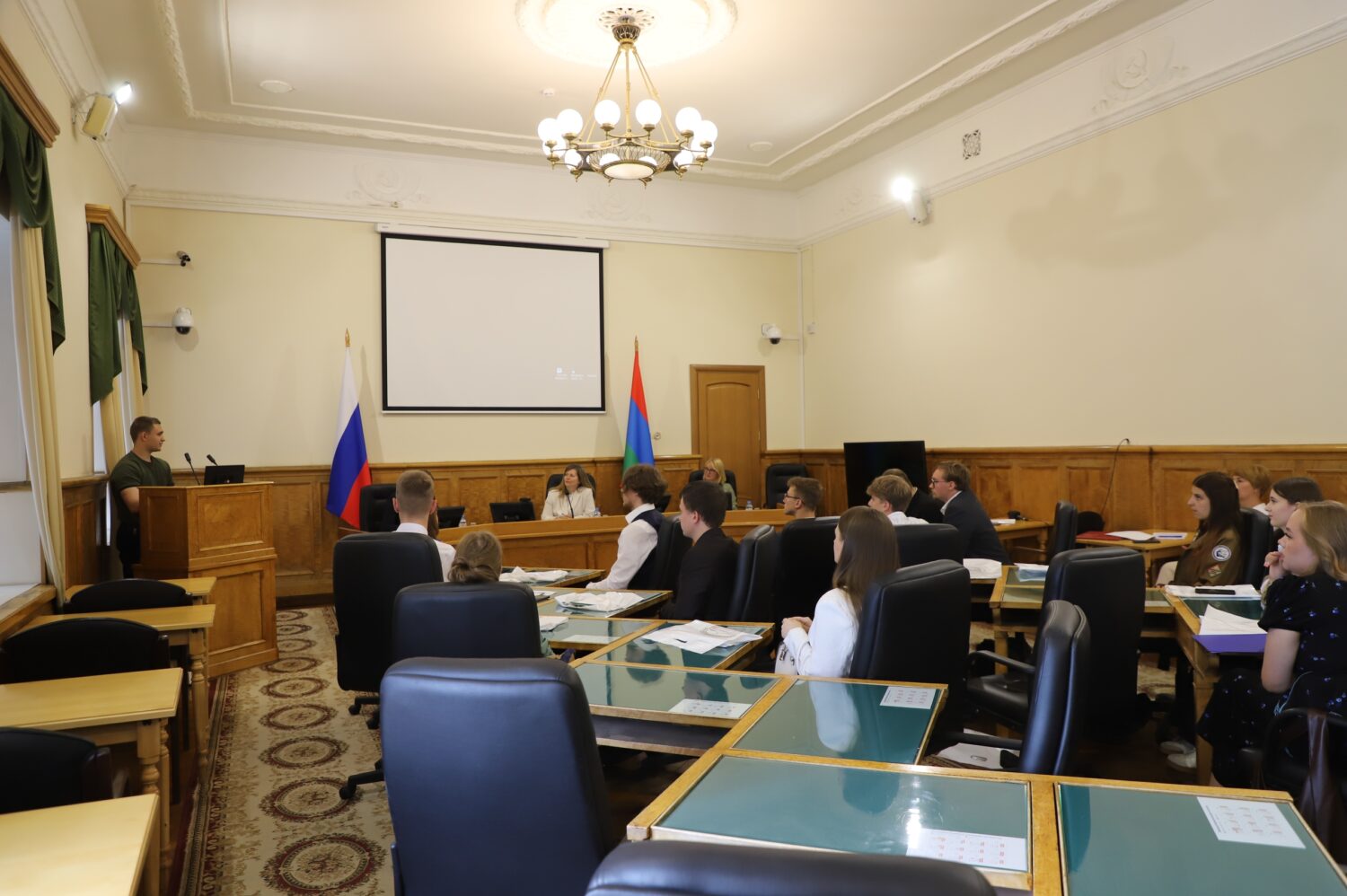 В Карелии выберут новый состав Молодёжного парламента республики