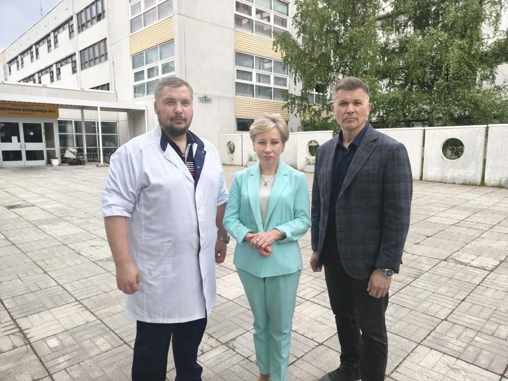 Лариса Подсадник проверила работу неврологического отделения в Костомукше