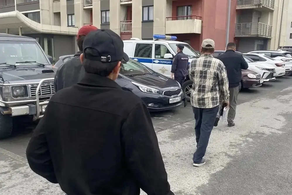Четырех иностранцев в Петрозаводске выдворят из России за нарушение режима пребывания