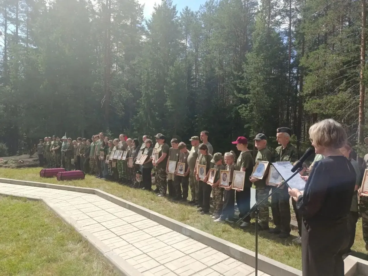 В Карелии захоронили останки 12 бойцов Великой Отечественной