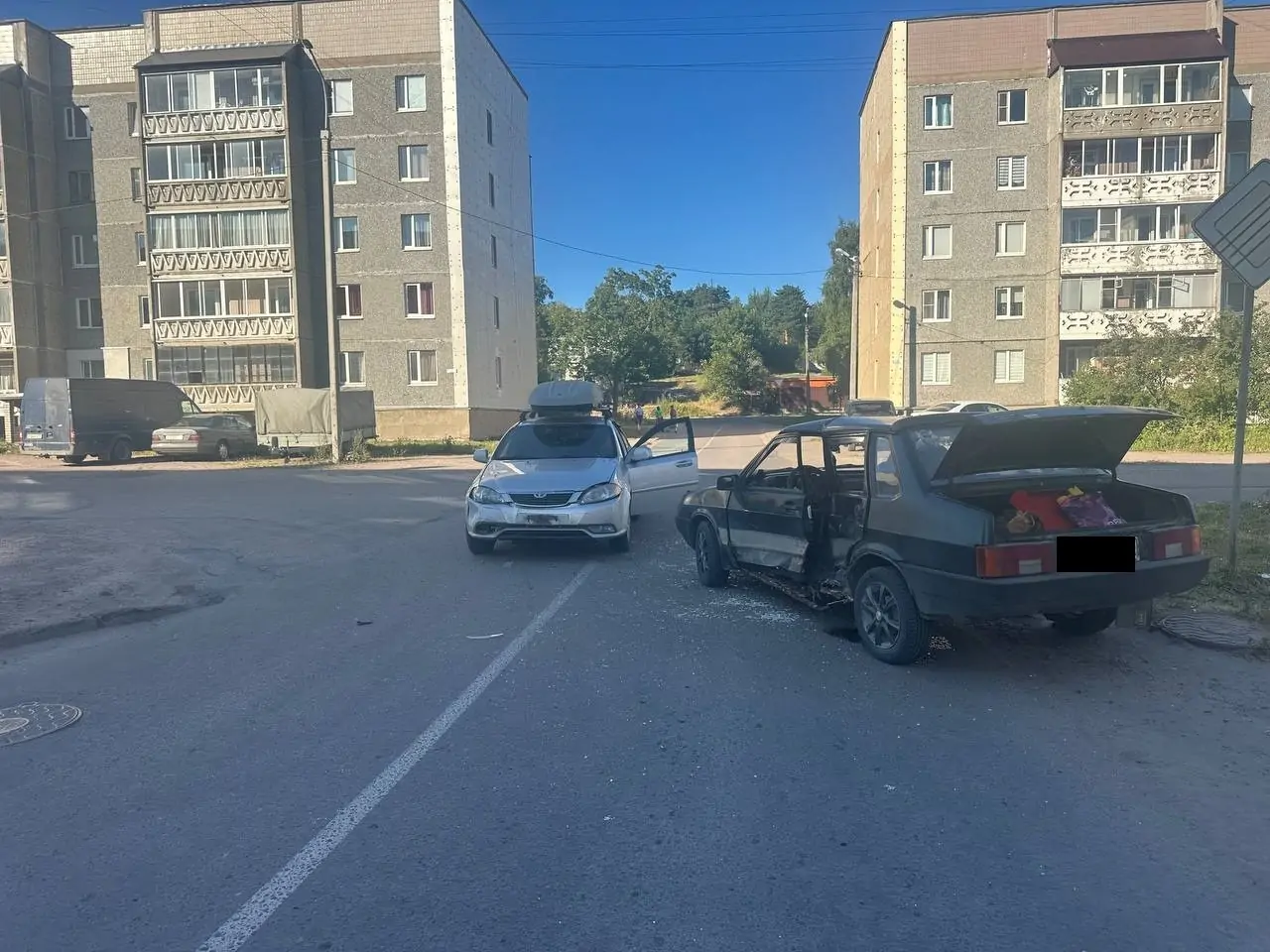 В Сортавала столкнулись две легковушки: пострадал водитель ВАЗа
