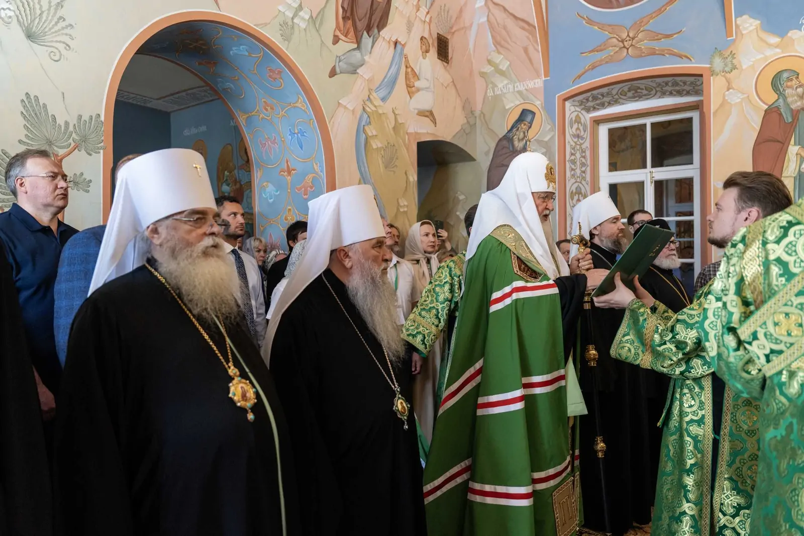 Патриарх Кирилл поклонился главной святыне Валаама