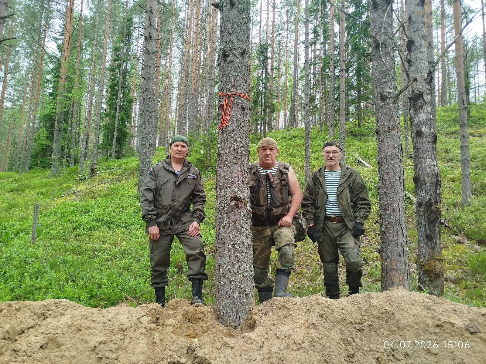 В Карелии поисковики подняли останки восьми бойцов Красной Армии