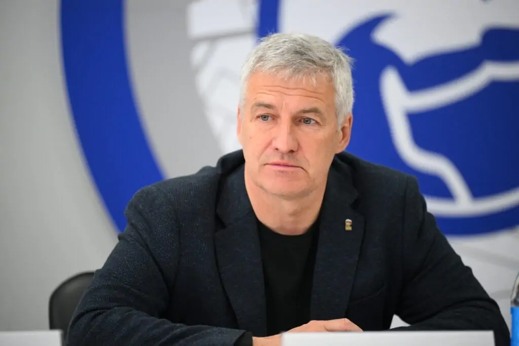 Парфенчиков: поставил задачу увеличить лимит отпуска бензина в Карелии до 45 литров и снять запрет на продажу в канистры