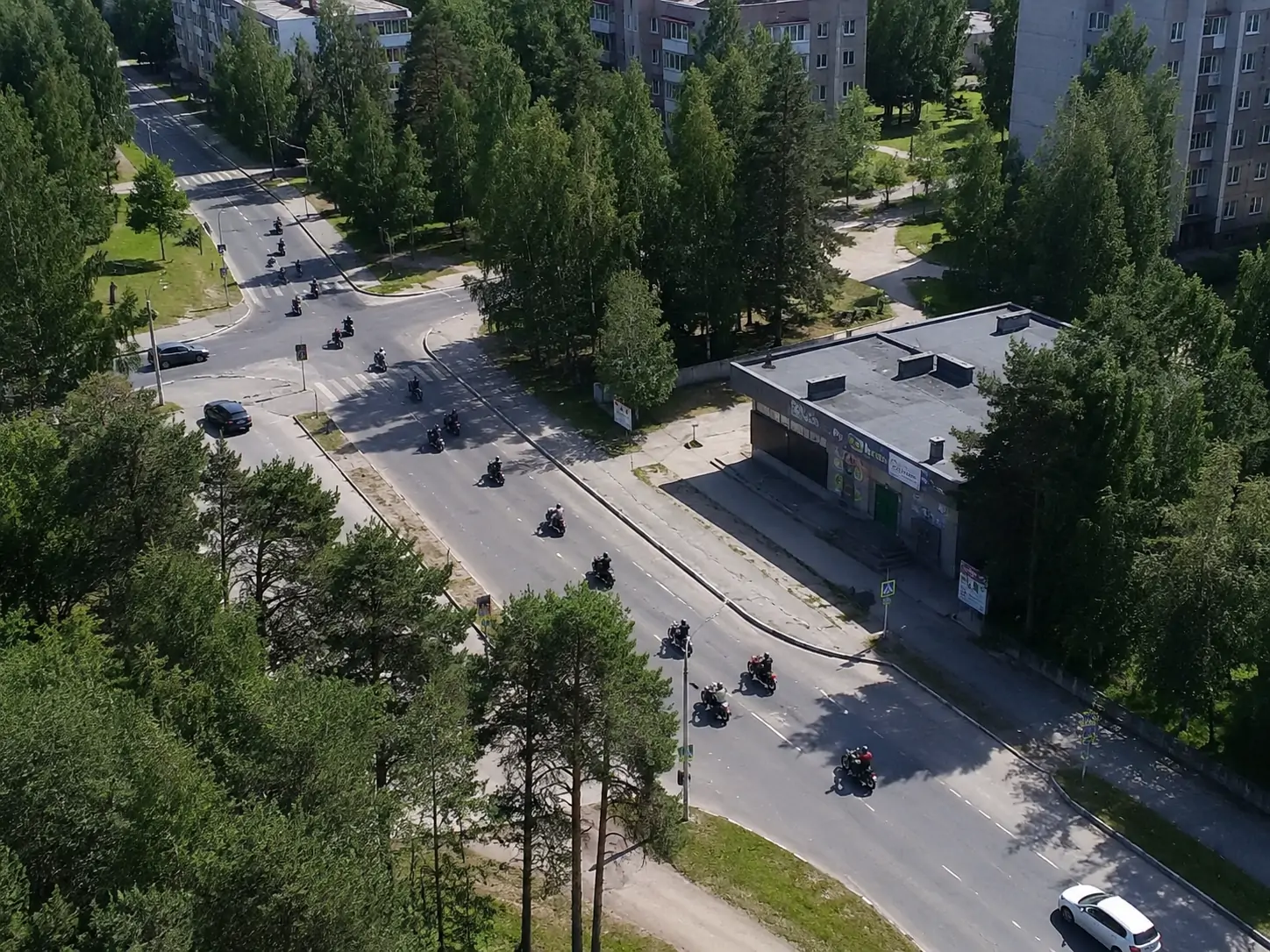 Рев мотоциклов стал испытанием для пациентов больницы в Пудоже