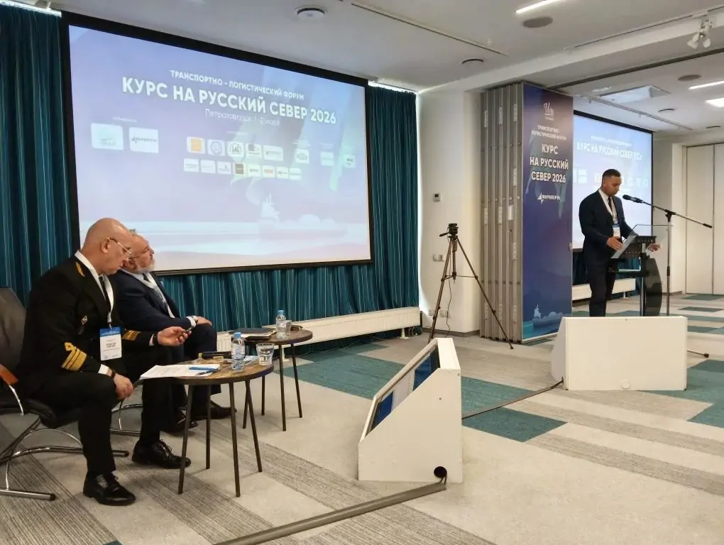 Карелия делает ставку на Север: в Петрозаводске обсудили будущее речной логистики