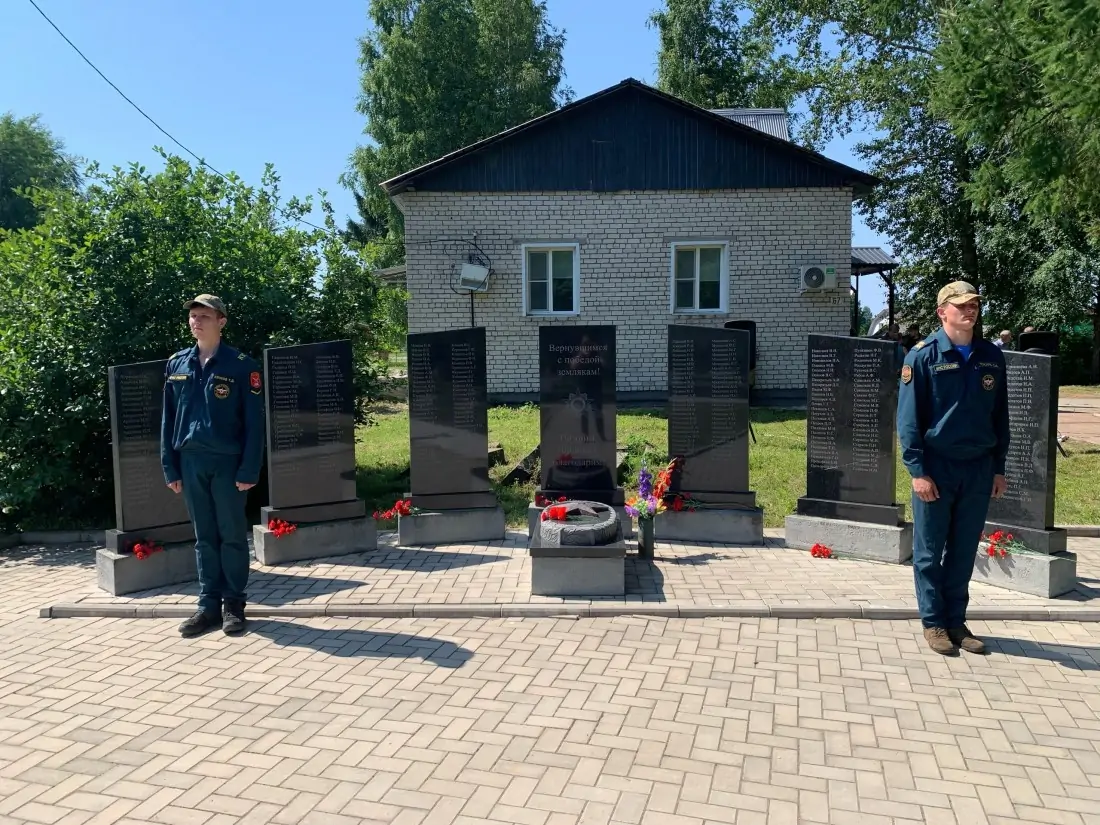 В Карелии с воинскими почестями перезахоронили останки 71 красноармейца