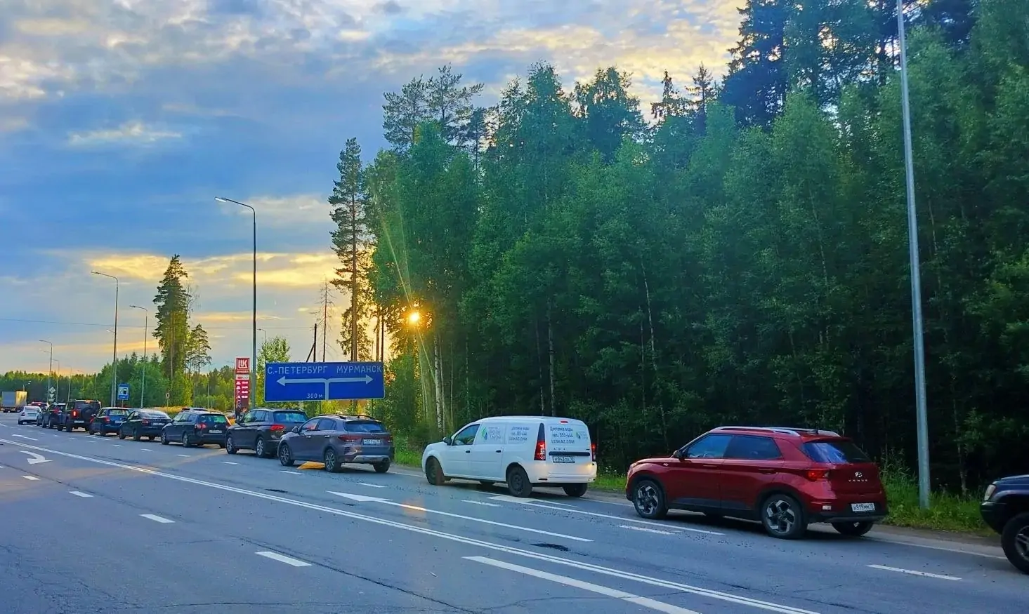 Кого на АЗС в Карелии должны пропускать без очереди