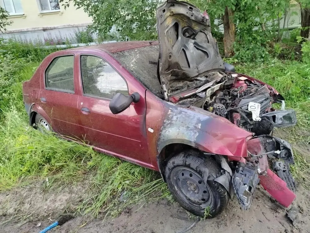 Смертельное ДТП произошло в Карелии: автомобиль вылетел с дороги и загорелся