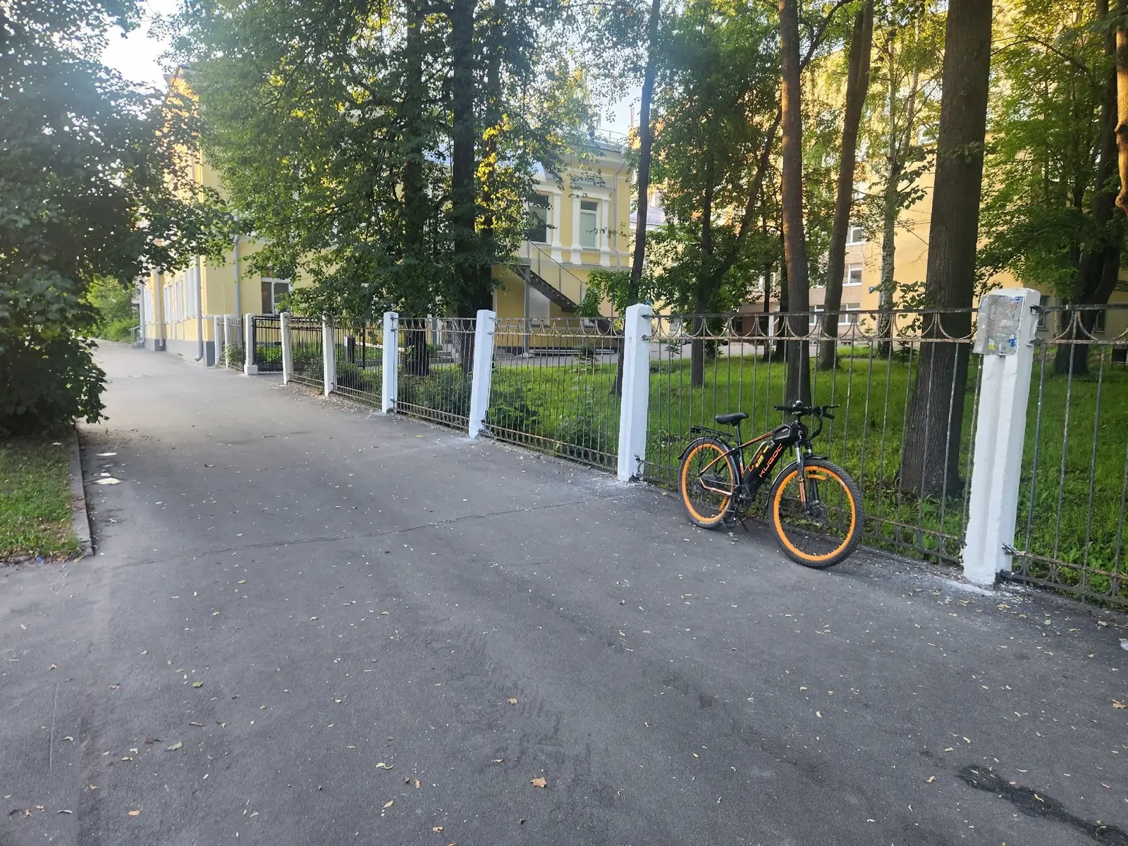 Пьяный водитель электровелосипеда сбил подростка в Петрозаводске