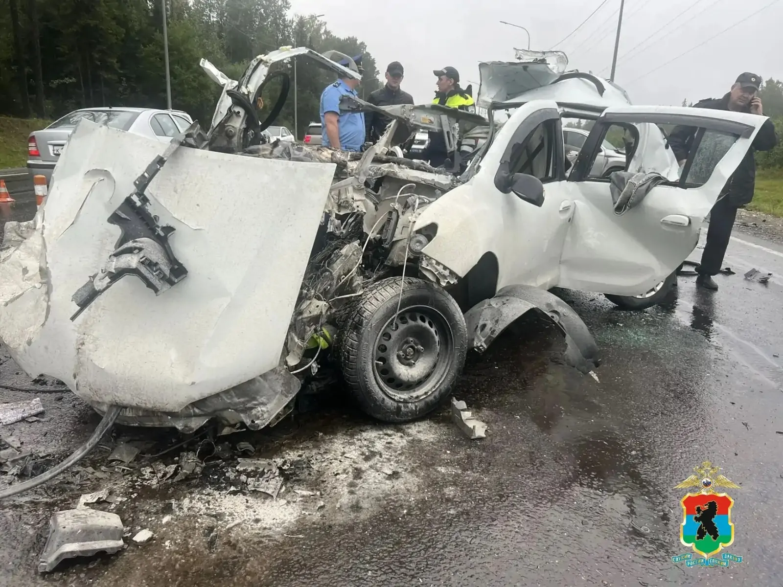 Смертельная авария под Петрозаводском: двое погибли, трое - в больнице