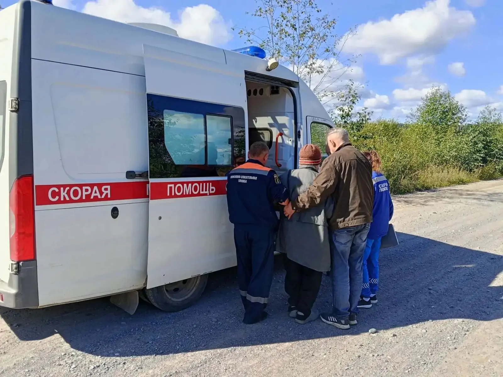 В Карелии 78-летняя бабушка сутки плутала в лесу, но выжила