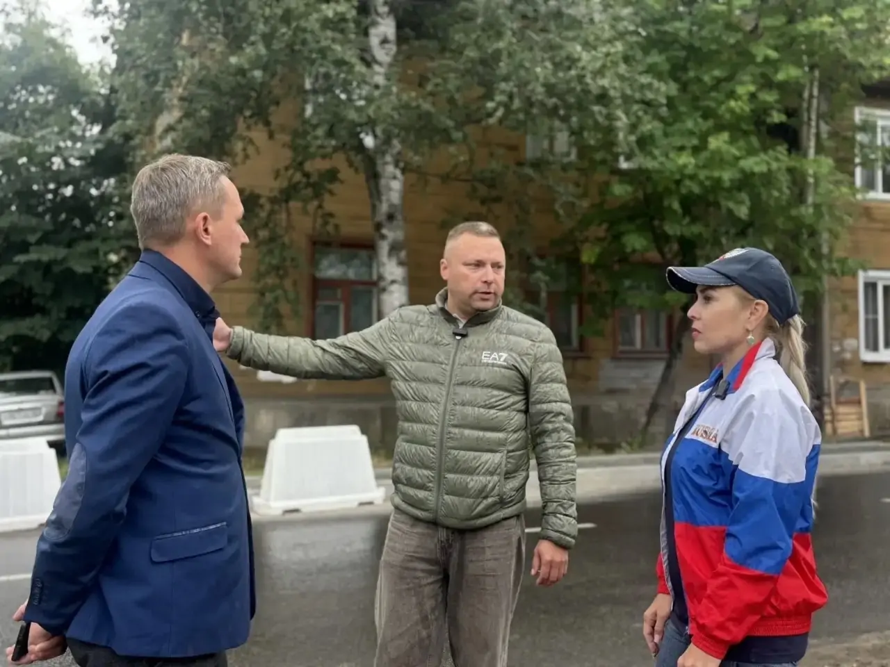 Тротуары сразу на 10 улицах ремонтируют в Петрозаводске