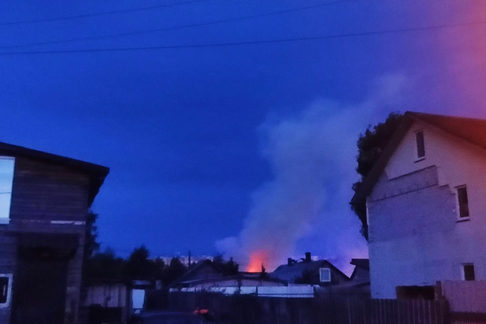 Спасатели рассказали подробности ночного пожара в частном доме в Петрозаводске