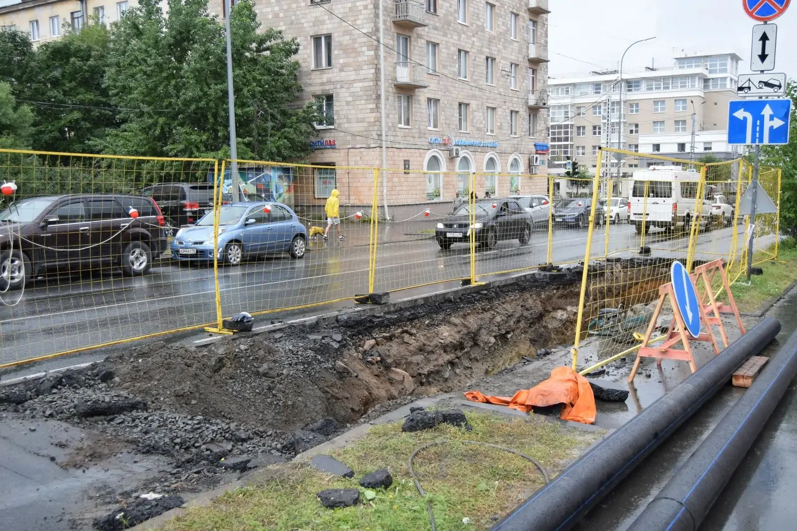 Начался ремонт коммуникаций на улице в центре Петрозаводска