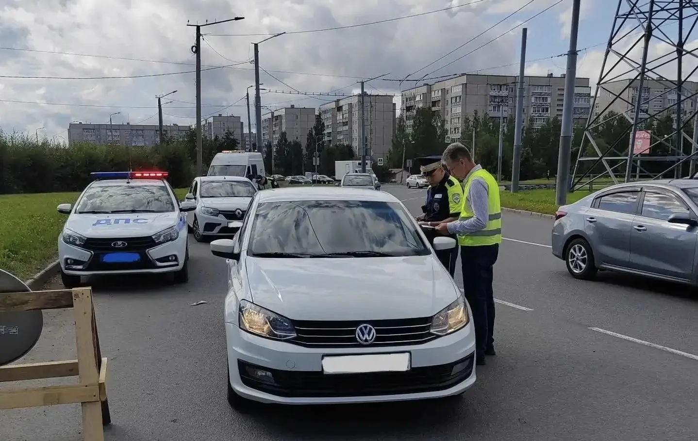 Водителей такси в Петрозаводске наказали за отсутствие «шашечек»