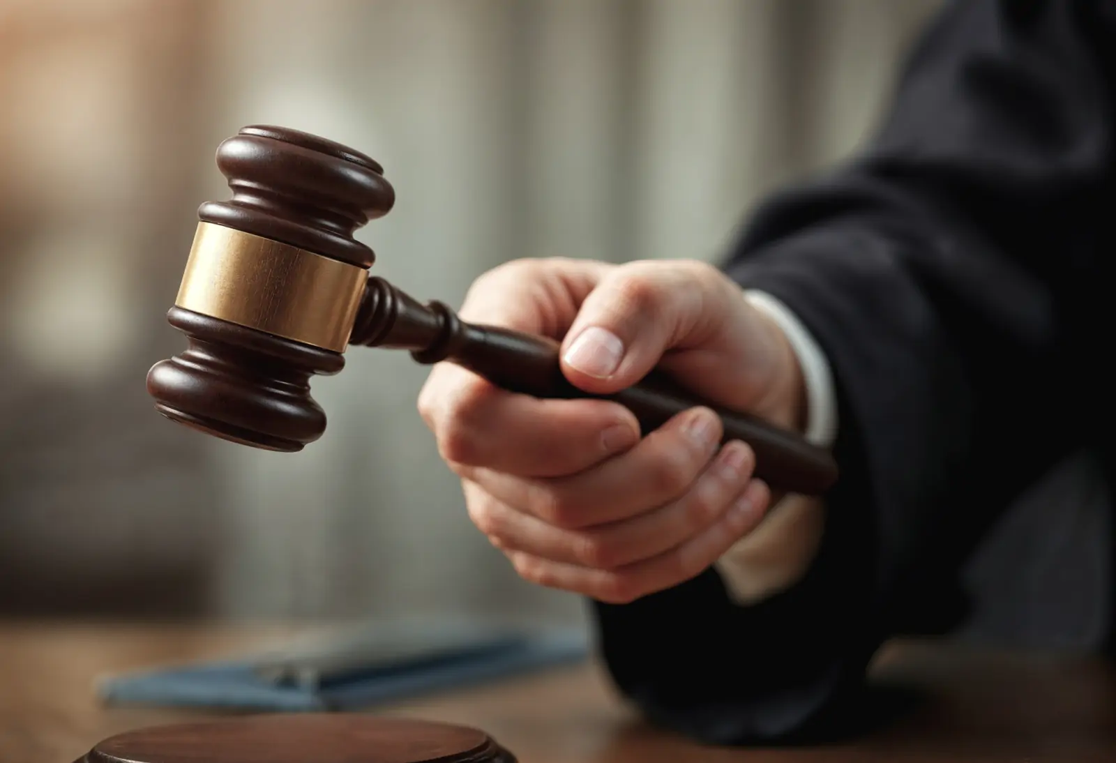 Мужчина в Карелии вырастил наркотическое растение из семян и получил уголовное дело