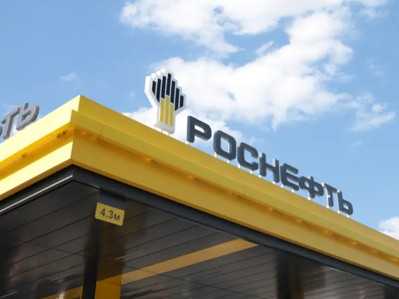 «Роснефть» начала заполнение нефтепровода «Восток Ойл»