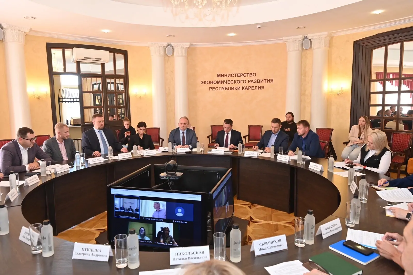 Карельская карта с Айно выходит на финишную прямую