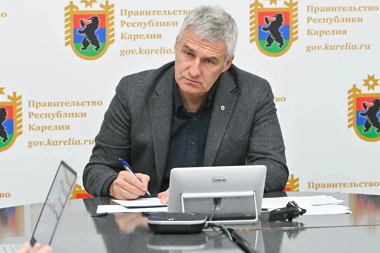 Артур Парфенчиков призвал дорожников ускорить проведение ремонтных работ