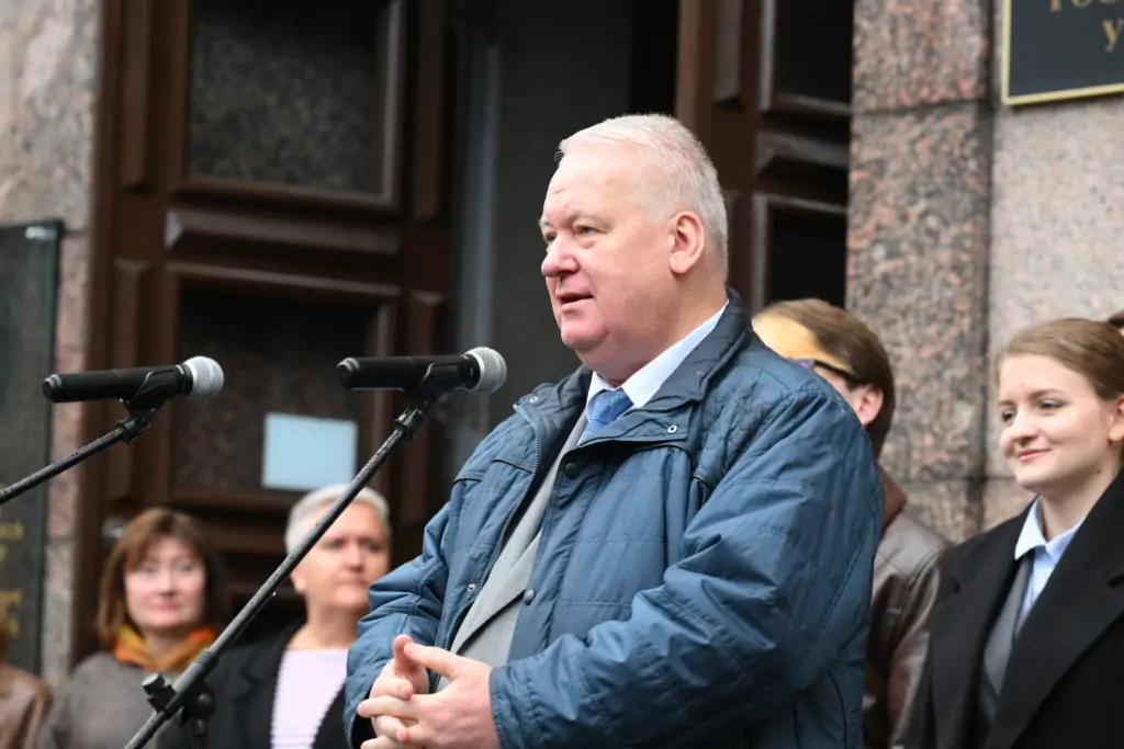 Воронин в университете