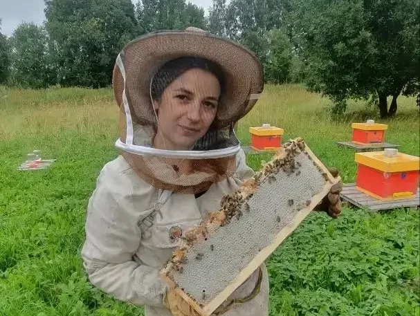 Пасека, сад и туризм: семья из Карелии получила 500 тысяч рублей на развитие дела