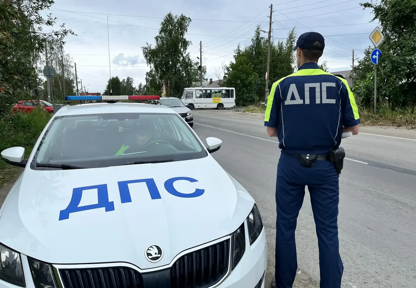 Полиция в Карелии стреляла по машине с детьми после попытки водителя скрыться от погони