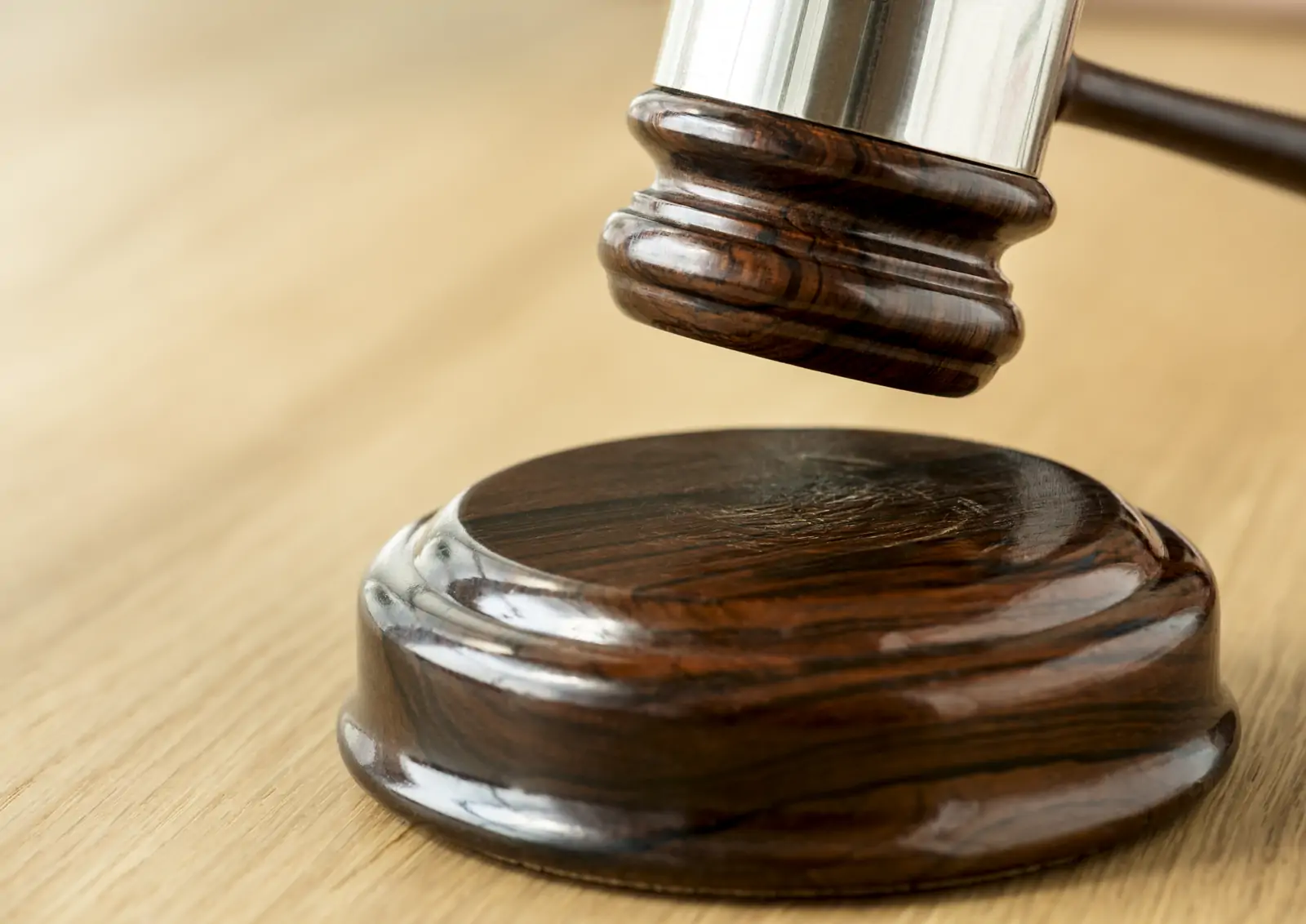 Суд в Карелии признал незаконной переуступку права аренды участка без торгов