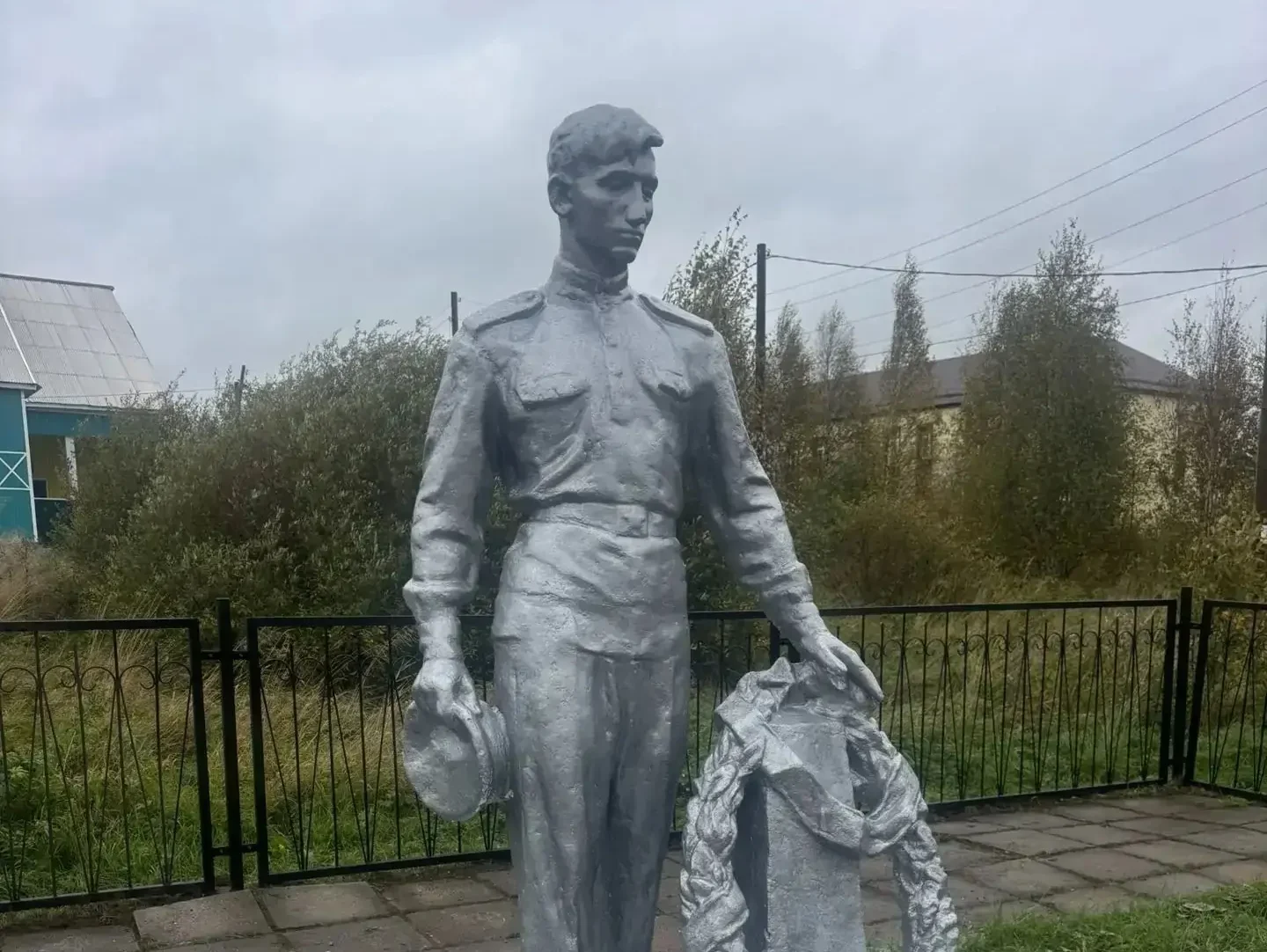 Памятник погибшим в годы Великой Отечественной войны восстановили в карельском селе