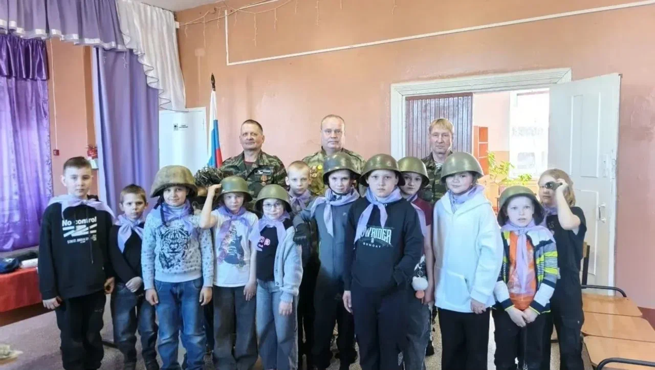 От фронта к сердцам школьников: как ветеран СВО воспитывает патриотов в Карелии