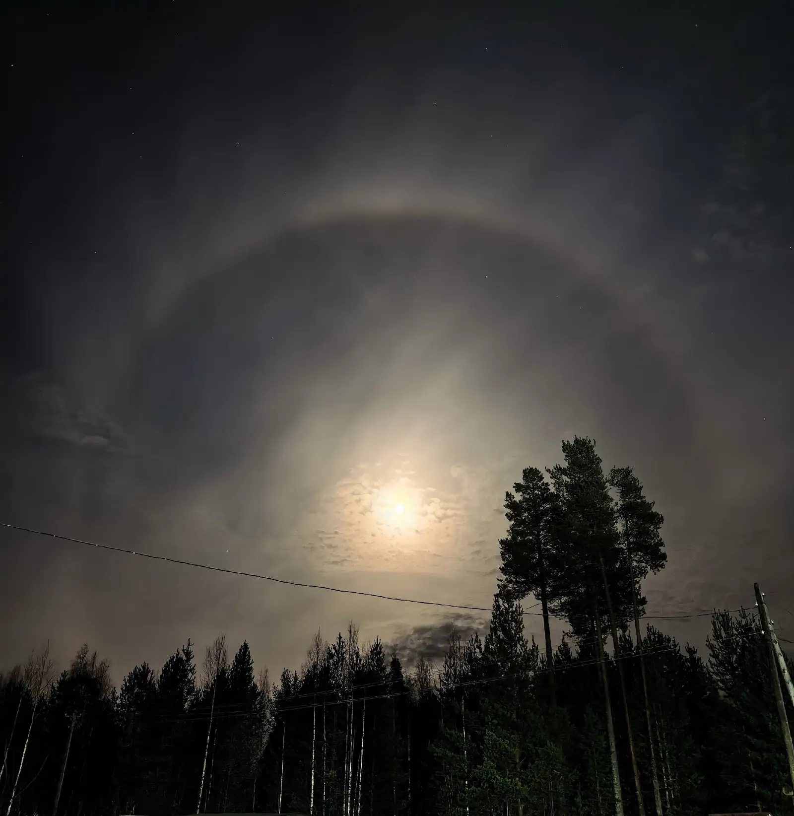 Лунное гало в Костомукше