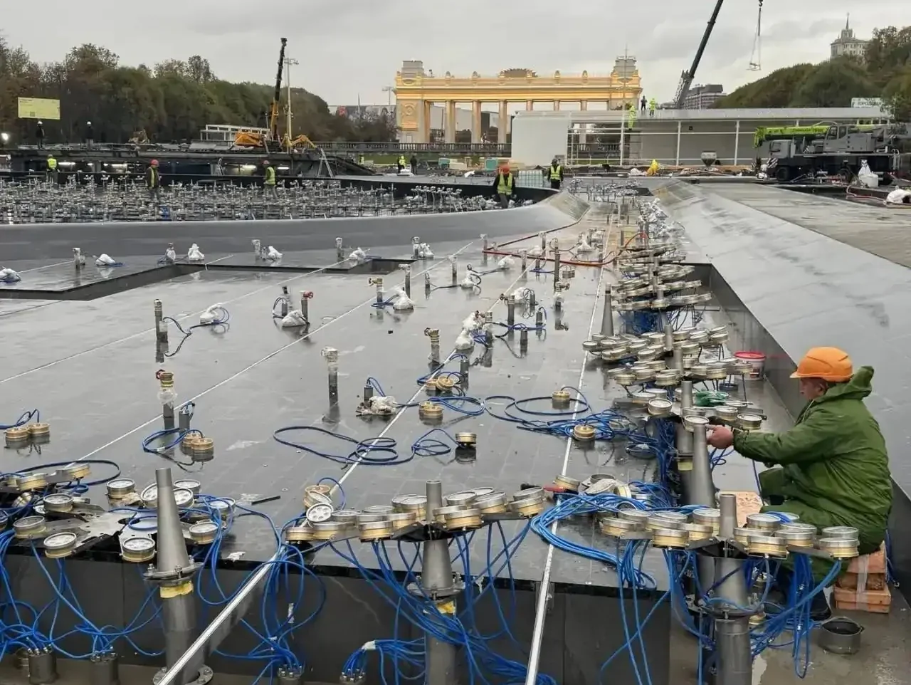Карельский камень украсит новый фонтан в московском Парке Горького