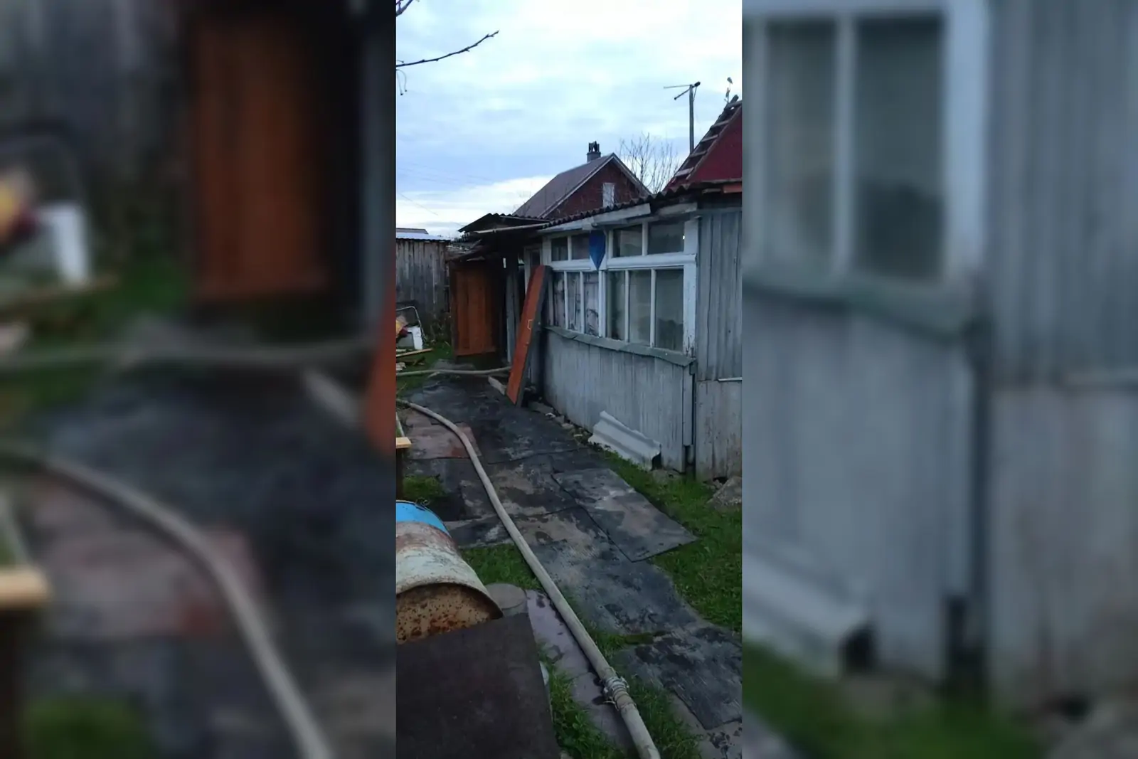 Баня загорелась в крупном дачном поселке под Петрозаводском