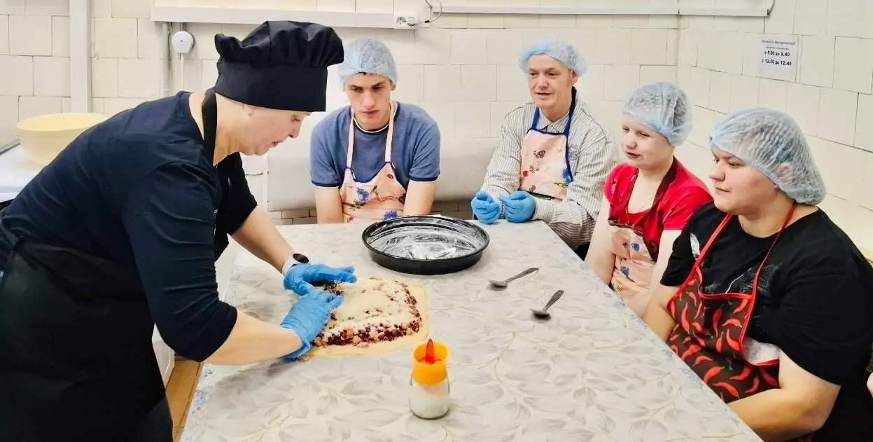 Рецепт осеннего штруделя с таежной брусникой представили в Сегеже