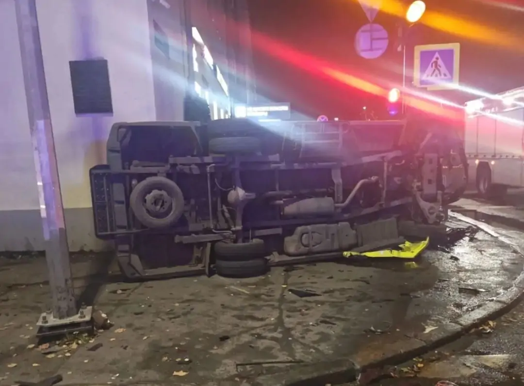 В Петрозаводске ищут свидетелей страшного ДТП, в котором погибли работники скорой помощи