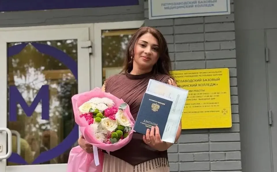 Санитарка перинатального центра Петрозаводска стала специалистом операционного блока