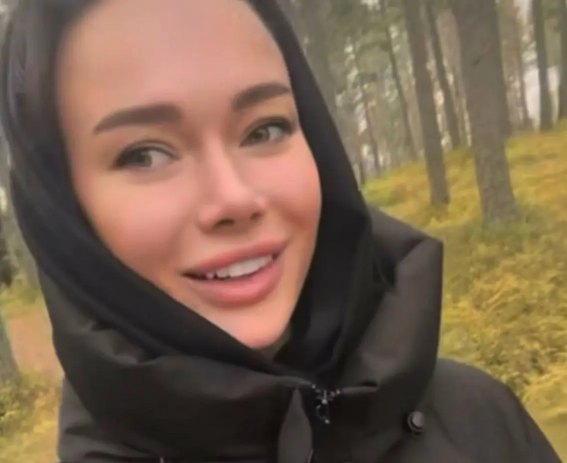 Известная певица и телеведущая Яна Кошкина приехала отдыхать в Карелию