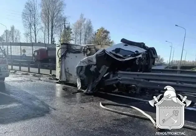Водитель мусоровоза погиб в страшной аварии на 28-м километре трассы «Сортавала»