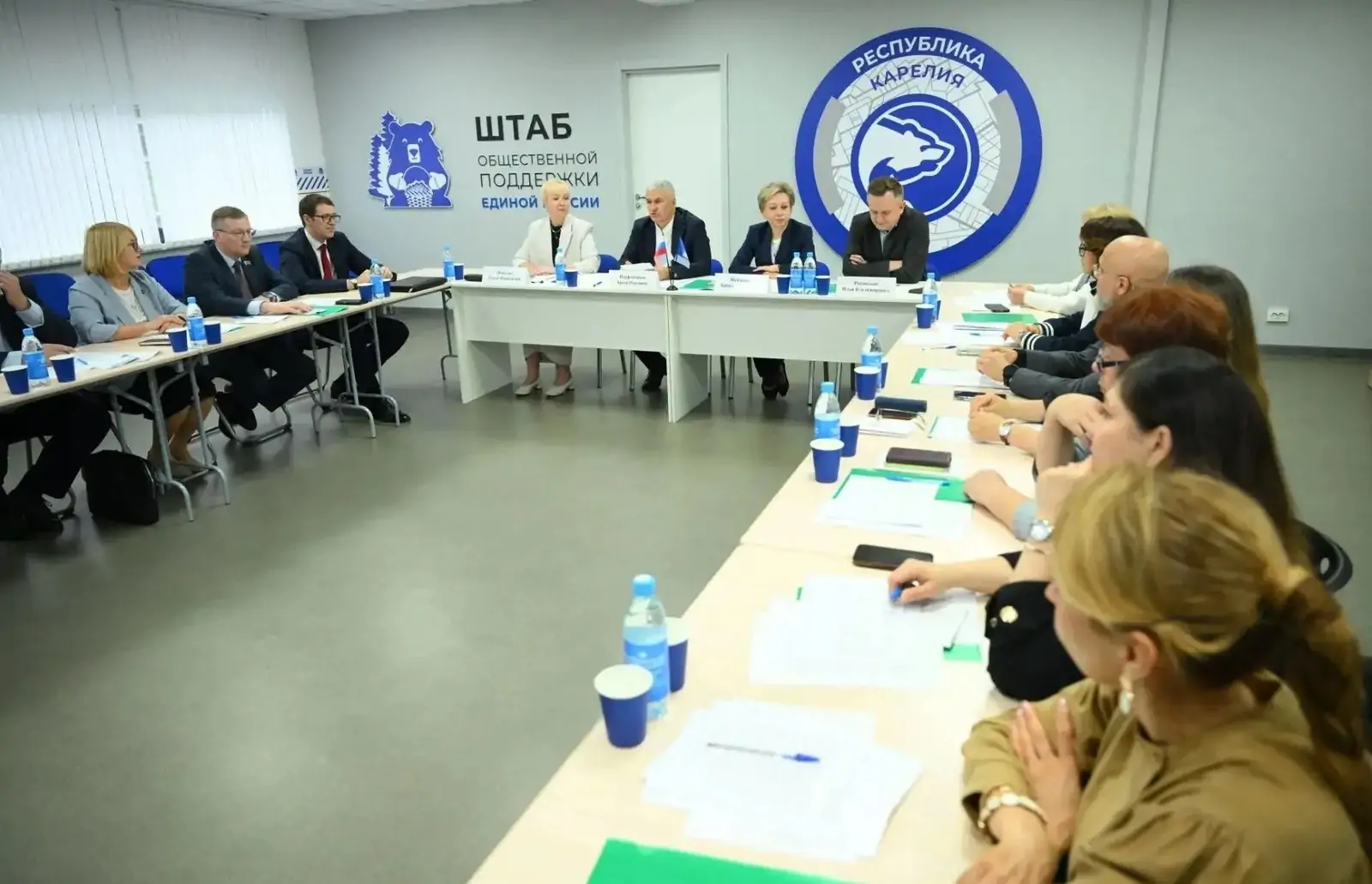 Артур Парфенчиков встретился с представителями всех фракций Законодательного Собрания Республики Карелия VIII созыва
