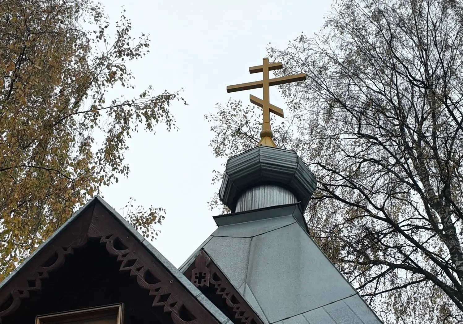 Кресты для карельской церкви восстановили руками осуждённых