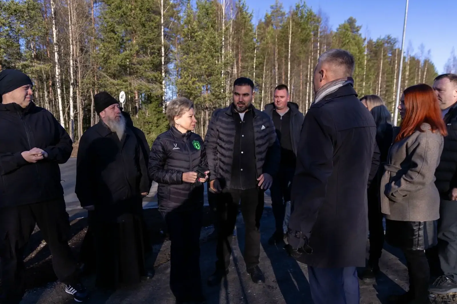 Лариса Подсадник проверила готовность Костомукши к биатлону и стройку ледового дворца