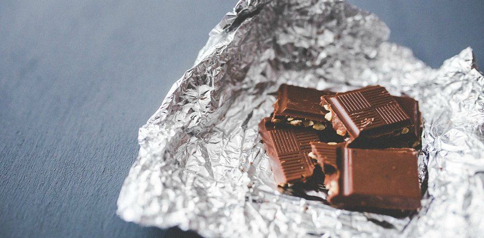Горит ли шоколад: пока пользователи экспериментируют, в Роскачестве дали ответ