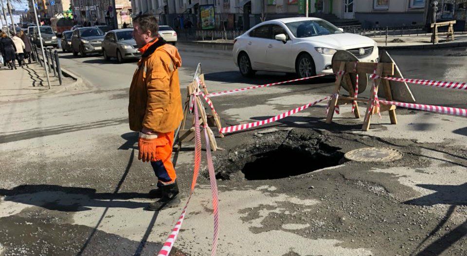 Узнали, какие ямы на дорогах Петрозаводска заделают в первую очередь