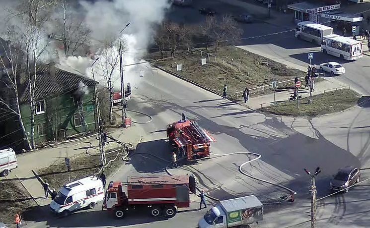 На Кукковке утром полыхал деревянный жилой дом (ВИДЕО)