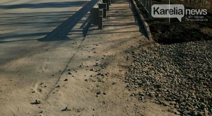 Ирина Мирошник рассказала, откуда столько песка в Петрозаводске и почему нельзя посыпать крошкой